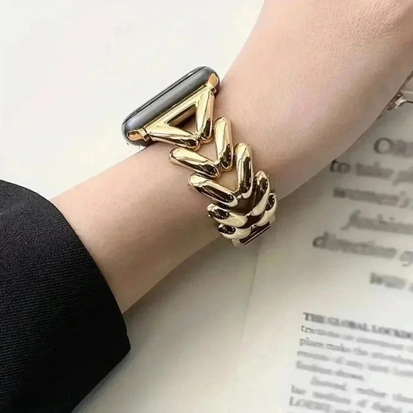 Stylish Stainless Steel Apple Watch Band - Picture 1 of 7